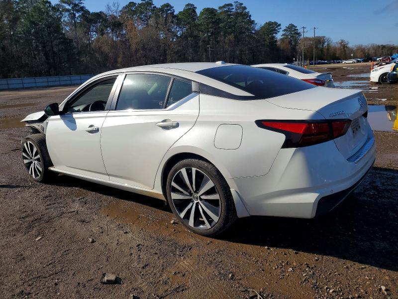 Photo 2 from auction – 2020 NISS ALTIMA with VIN 1N4BL4CV3LC279273
