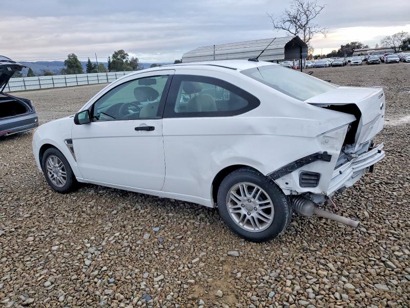 Photo 2 from auction – 2008 FORD FOCUS with VIN 1FAHP33N18W269744