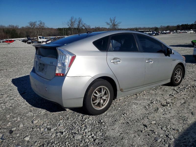 Photo 3 from auction – 2010 TOYOTA PRIUS with VIN JTDKN3DU4A1199719