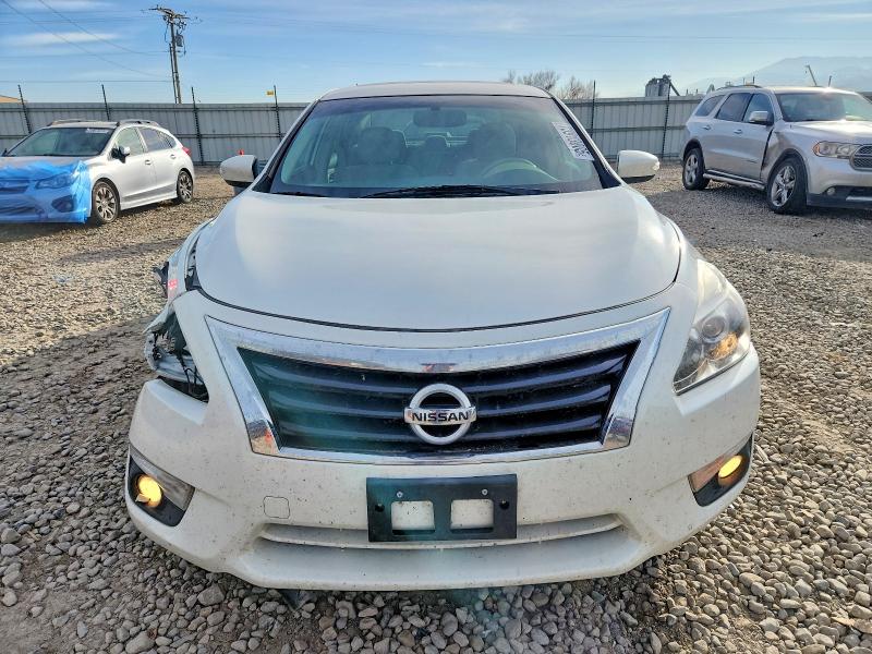 Photo 5 from auction – 2013 NISSAN ALTIMA 2.5 with VIN 1N4AL3AP9DN579156