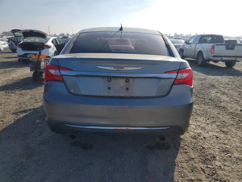 Photo 6 from auction – 2011 CHRYSLER 200 with VIN 1C3BC1FG2BN581554
