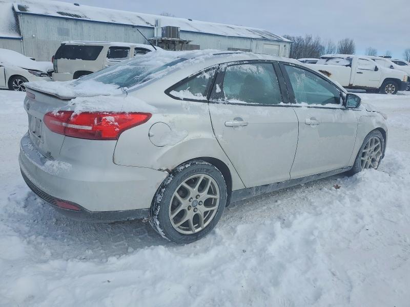 Photo 3 from auction – 2015 FORD FOCUS SE with VIN 1FADP3F25FL356089