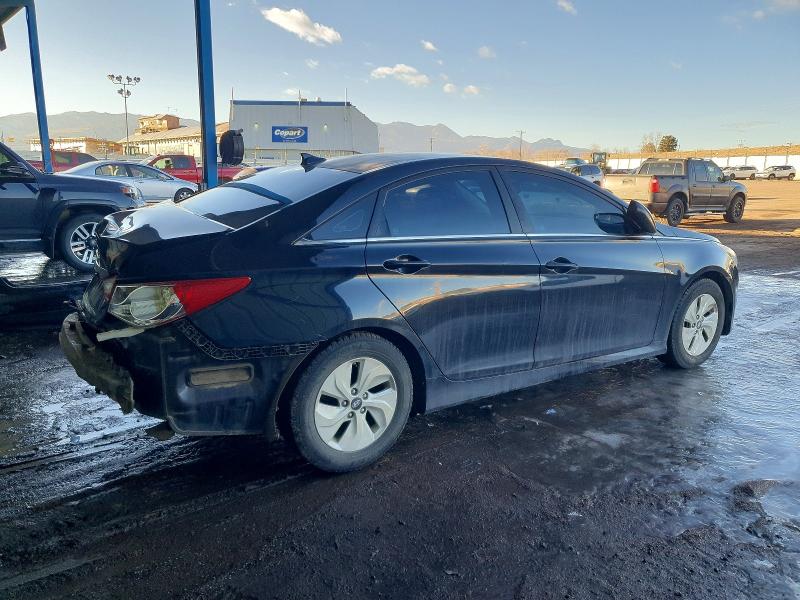Photo 3 from auction – 2014 HYUNDAI SONATA with VIN 5NPEB4ACXEH814215