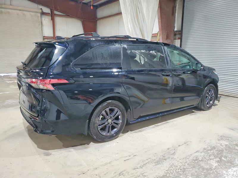 Photo 3 from auction – 2025 TOYOTA SIENNA XSE with VIN 5TDCSKFC1SS200499