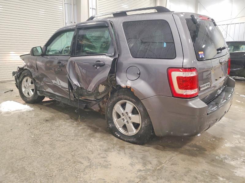 صورة رقم 2 من المزاد - 2011 FORD ESCAPE XLT مع VIN 1FMCU9D70BKC03843