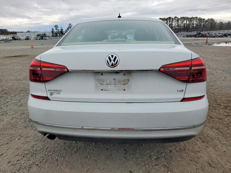 Photo 6 from auction – 2017 VOLKSWAGEN PASSAT with VIN 1VWAT7A30HC079531