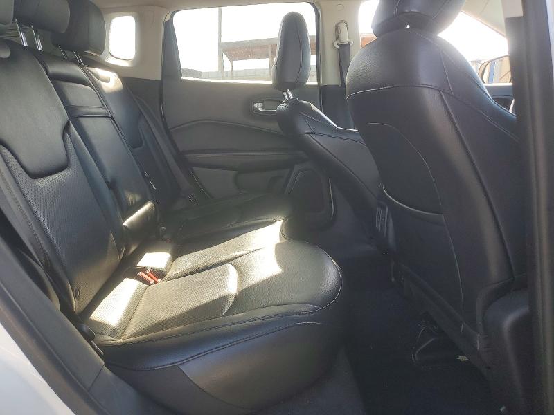 Фото 10 с аукциона – 2019 JEEP COMPASS LI с VIN 3C4NJDCBXKT740944