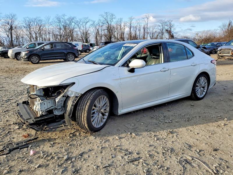 Photo 1 from auction – 2020 TOYOTA CAMRY XLE with VIN 4T1F11AK4LU996490