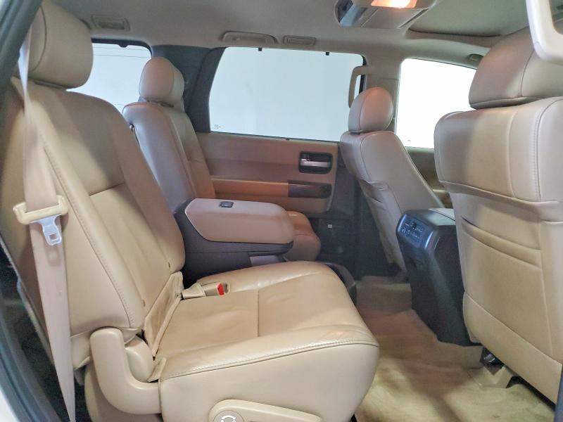 Photo 11 from auction – 2011 TOYOTA SEQUOIA PL with VIN 5TDDY5G16BS052884