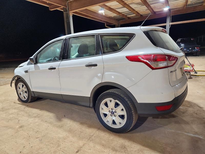 Photo 2 from auction – 2016 FORD ESCAPE S with VIN 1FMCU0F77GUC05609