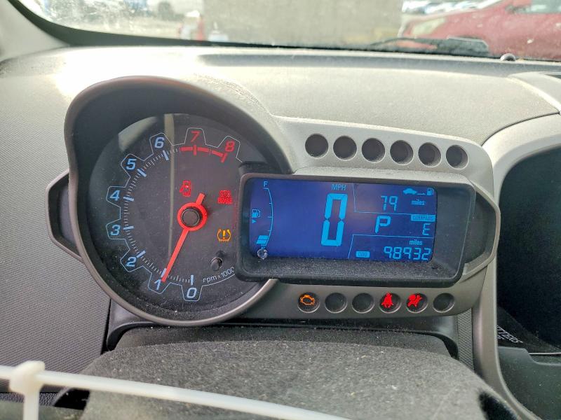 Photo 9 from auction – 2014 CHEVROLET SONIC LT with VIN 1G1JC6SG5E4189715