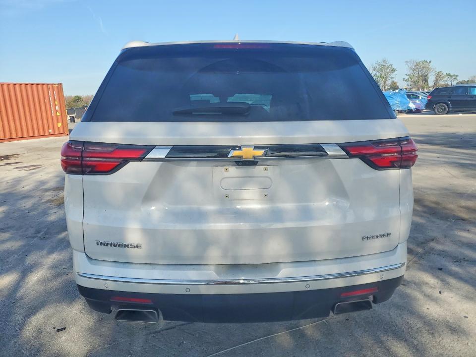 Photo 6 from auction – 2022 CHEVROLET TRAVERSE with VIN 1GNERKKW5NJ152356