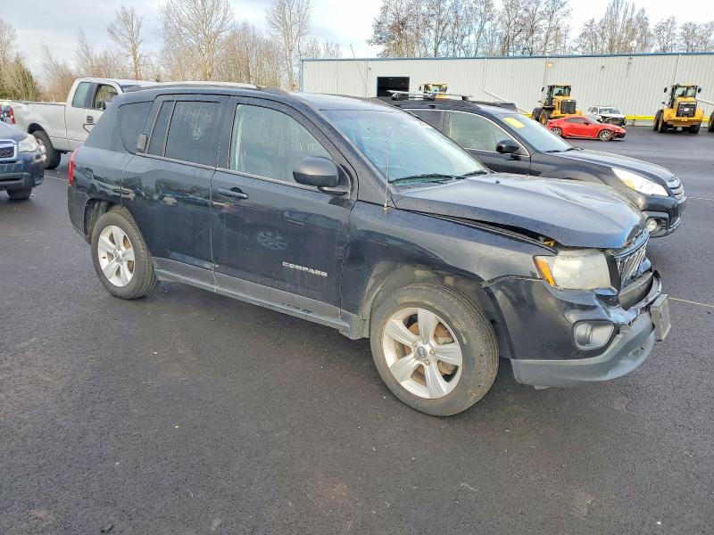 Photo 4 from auction – 2016 JEEP COMPASS with VIN 1C4NJCBA0GD524956