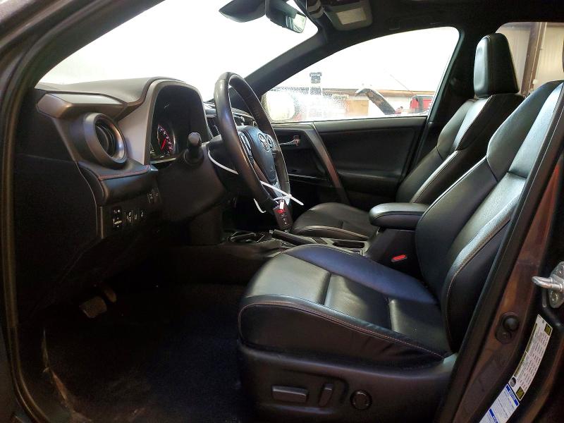 Photo 7 from auction – 2017 TOYOTA RAV4 SE with VIN 2T3JFREV2HW680292