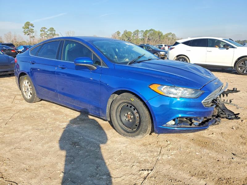 Photo 4 from auction – 2017 FORD FUSION S with VIN 3FA6P0G79HR194893