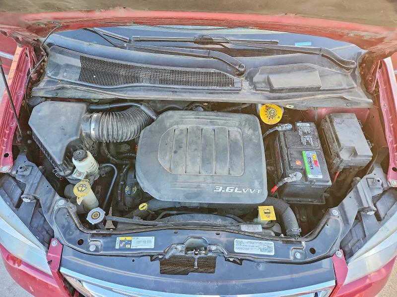Photo 12 from auction – 2016 CHRYSLER TOWN & COU with VIN 2C4RC1BG2GR213045