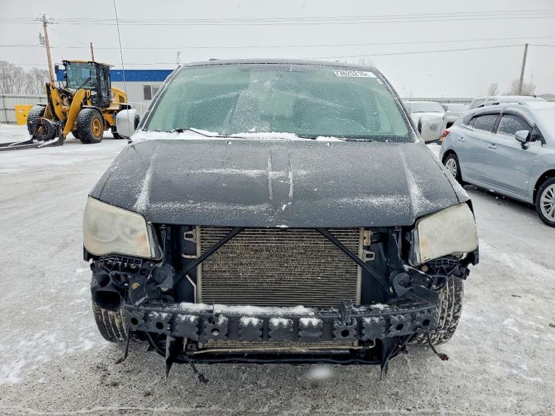 Photo 5 from auction – 2012 CHRYSLER TOWN & COU with VIN 2C4RC1CG1CR134992