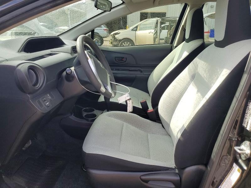 Photo 7 from auction – 2015 TOYOTA PRIUS C with VIN JTDKDTB37F1115039