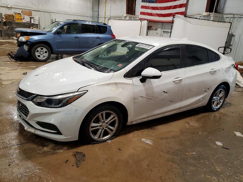 CHEVROLET CRUZE 2017 with VIN 1G1BE5SM8H7236222 - Photo from auction