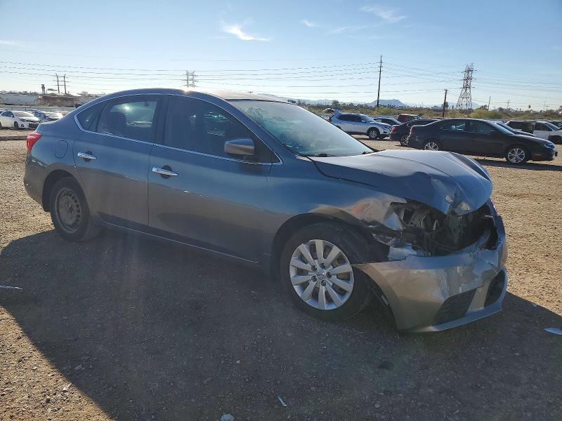 Photo 4 from auction – 2017 NISSAN SENTRA with VIN 3N1AB7AP0HY393795