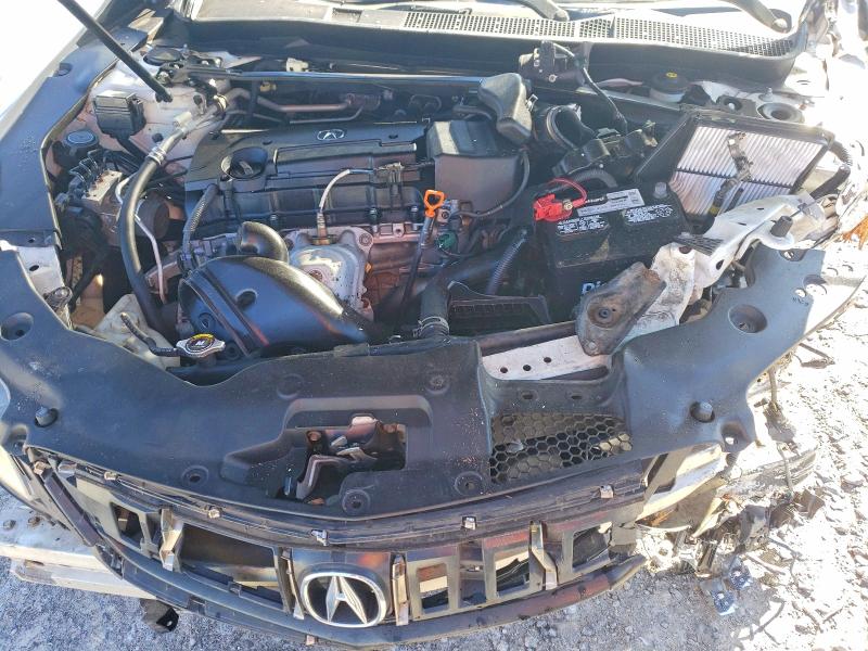 Photo 11 from auction – 2016 ACURA TLX with VIN 19UUB1F34GA005081