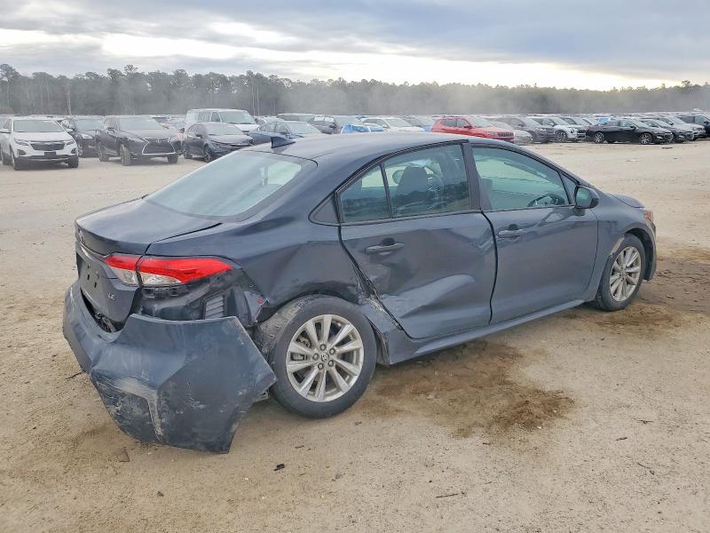 Photo 3 from auction – 2023 TOYOTA COROLLA LE with VIN 5YFB4MDE4PP025204
