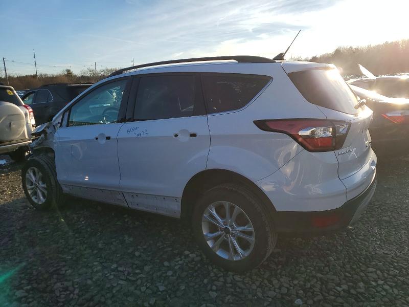 Photo 2 from auction – 2018 FORD ESCAPE with VIN 1FMCU0HD1JUC09407