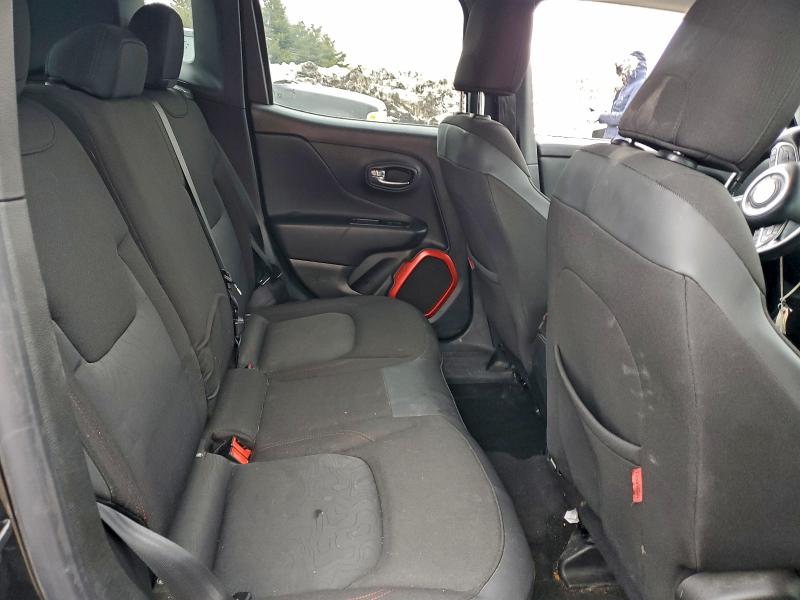 Photo 11 from auction – 2016 JEEP RENEGADE T with VIN ZACCJBCTXGPD41275