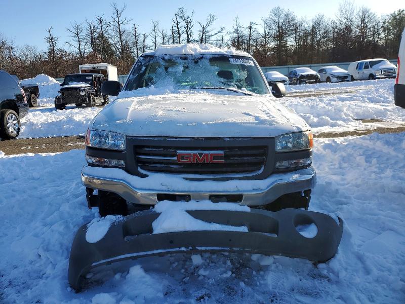 Photo 5 from auction – 2004 GMC NEW SIERRA with VIN 1GTEC14X94Z339903