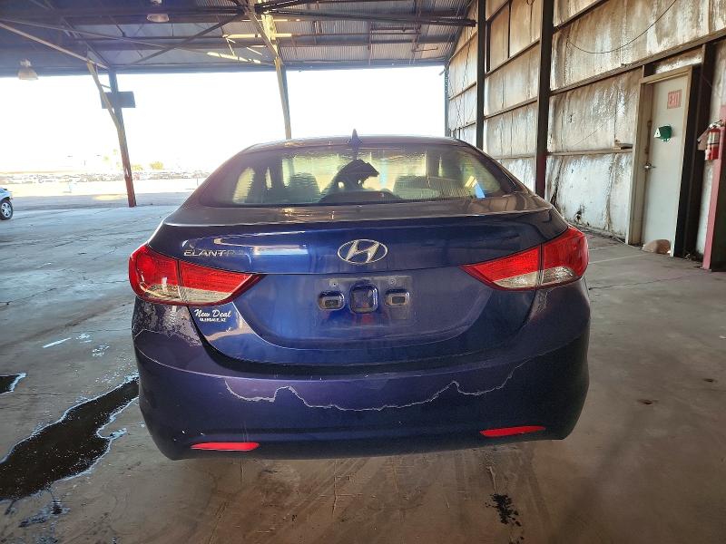Photo 6 from auction – 2011 HYUNDAI ELANTRA GL with VIN 5NPDH4AE2BH018937