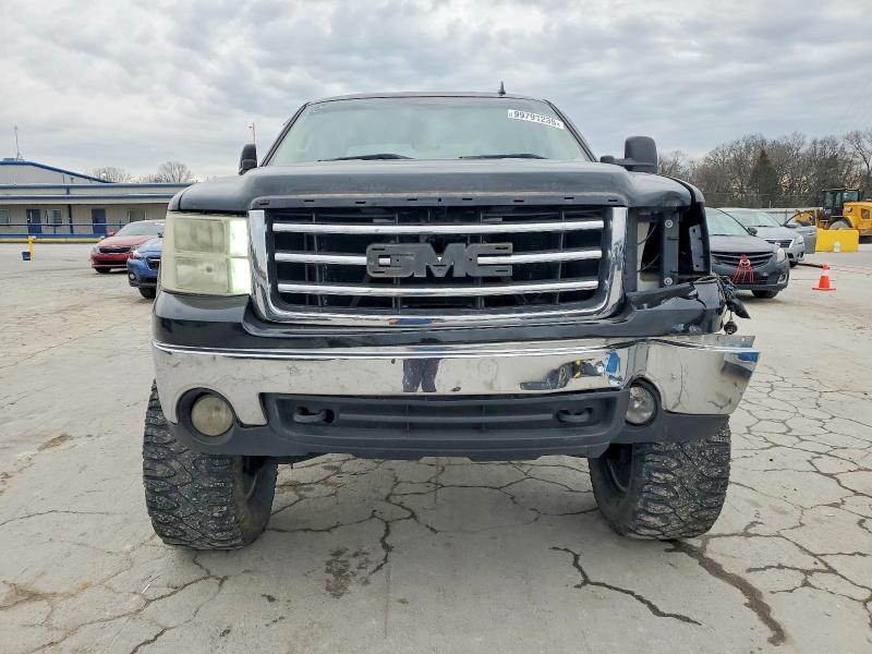 Photo 5 from auction – 2007 GMC NEW SIERRA with VIN 2GTEK13M271605222