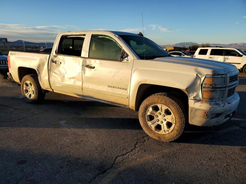 Photo 4 from auction – 2015 CHEVROLET SILVERADO with VIN 3GCUKREC5FG186500