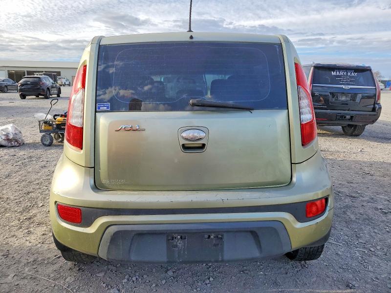 Photo 6 from auction – 2013 KIA SOUL with VIN KNDJT2A53D7579306