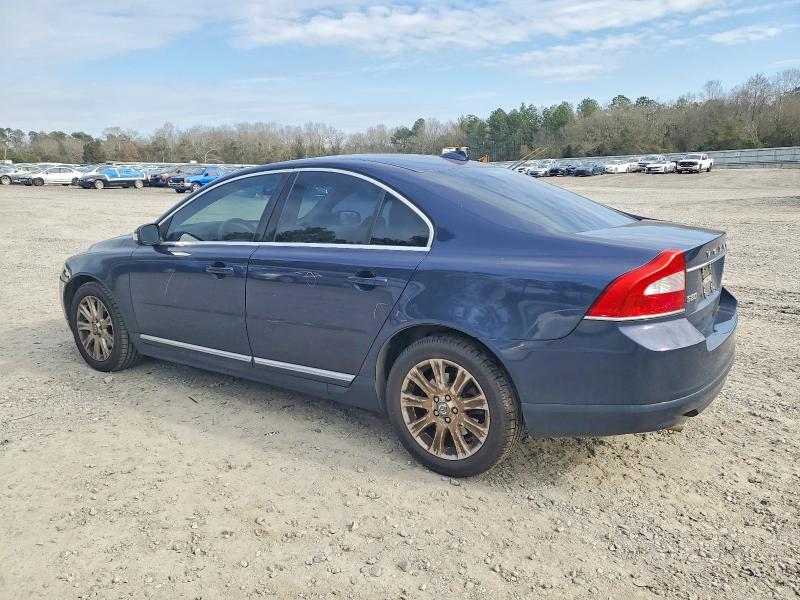 Photo 2 from auction – 2010 VOLVO S80 3.2 with VIN YV1982AS2A1113790