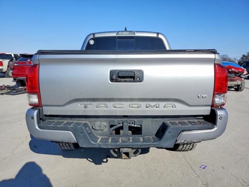 Photo 6 from auction – 2017 TOYOTA TACOMA DOU with VIN 3TMCZ5AN2HM111216
