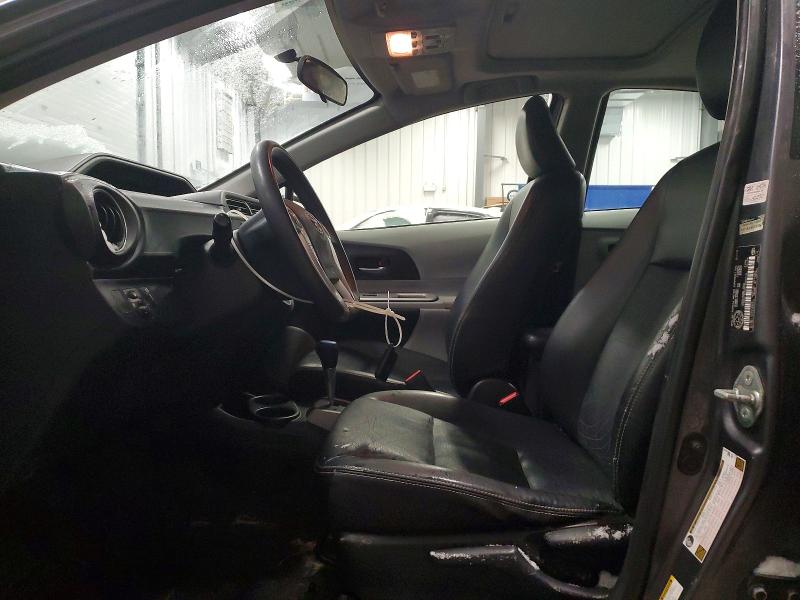 Photo 7 from auction – 2012 TOYOTA PRIUS C with VIN JTDKDTB30C1000715