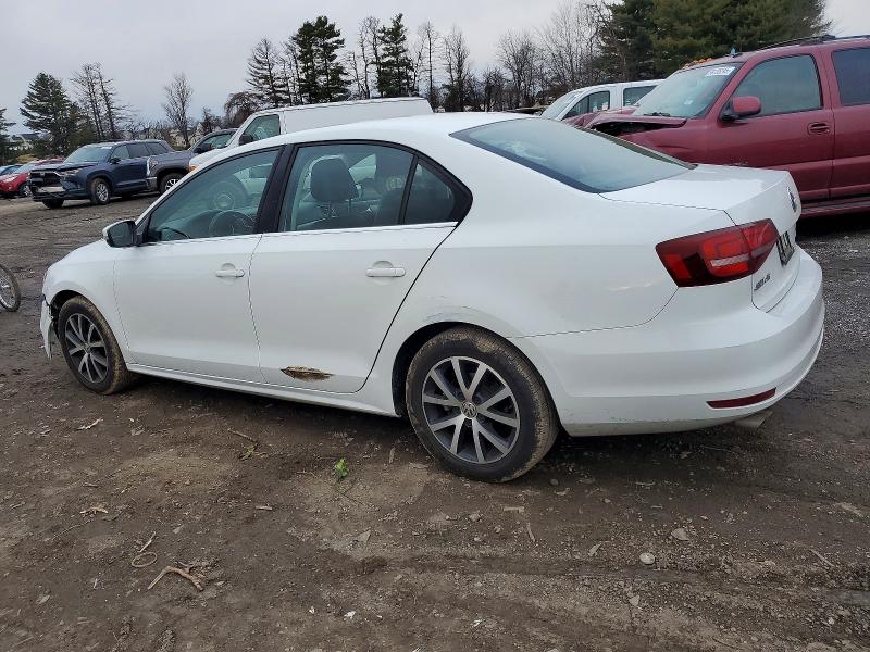 Photo 2 from auction – 2017 VOLKSWAGEN JETTA with VIN 3VWDB7AJ4HM376556