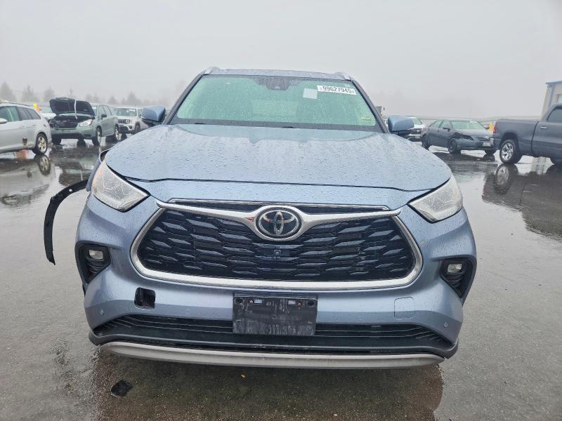 Photo 5 from auction – 2022 TOYOTA HIGHLANDER with VIN 5TDFZRBH2NS179668