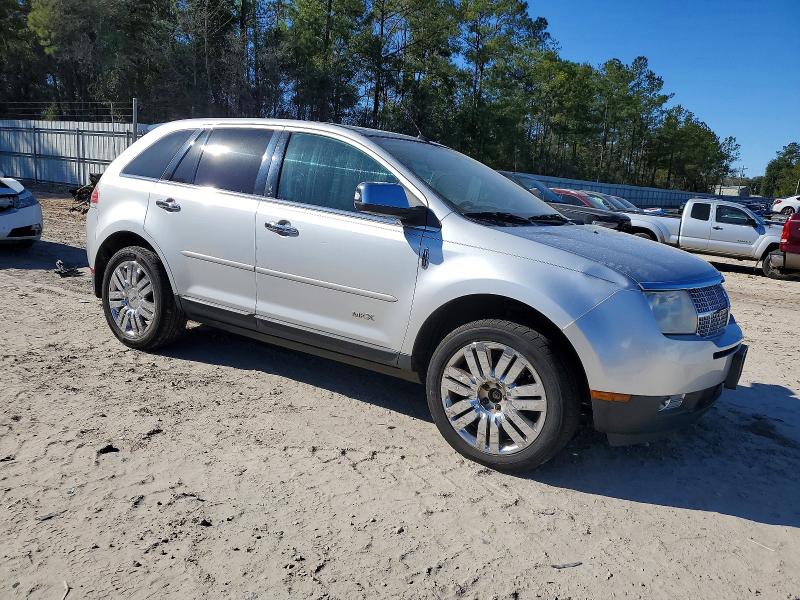 Photo 4 from auction – 2010 LINCOLN MKX with VIN 2LMDJ8JCXABJ08535