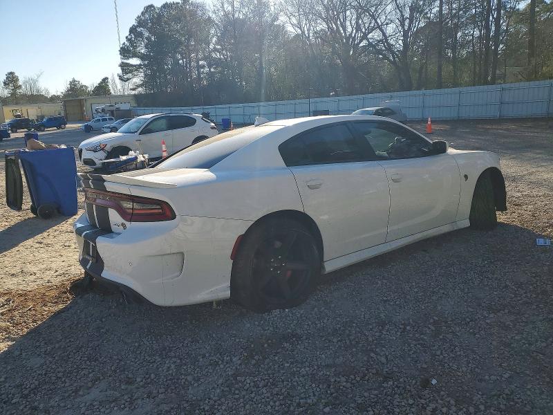 Photo 3 from auction – 2017 DODGE CHARGER with VIN 2C3CDXL96HH584601