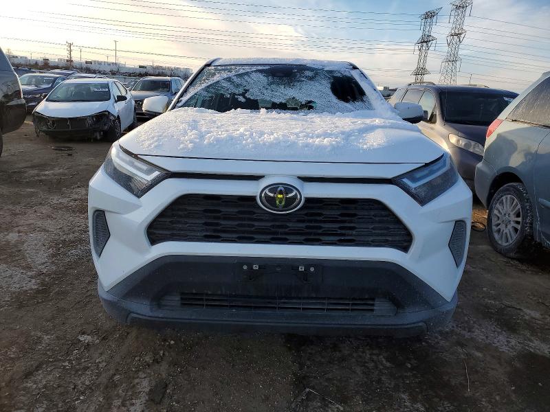 Photo 5 from auction – 2023 TOYOTA RAV4 XLE with VIN 2T3W1RFVXPC233101
