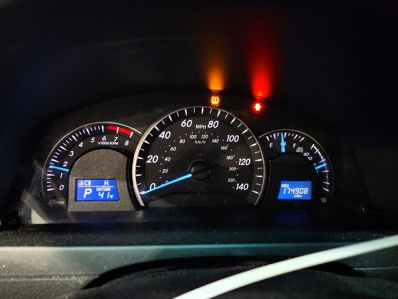 Photo 9 from auction – 2015 TOYOTA CAMRY with VIN 4T4BF1FK2FR493141