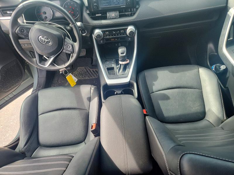 Photo 8 from auction – 2021 TOYOTA RAV4 with VIN 2T3C1RFV6MW137365