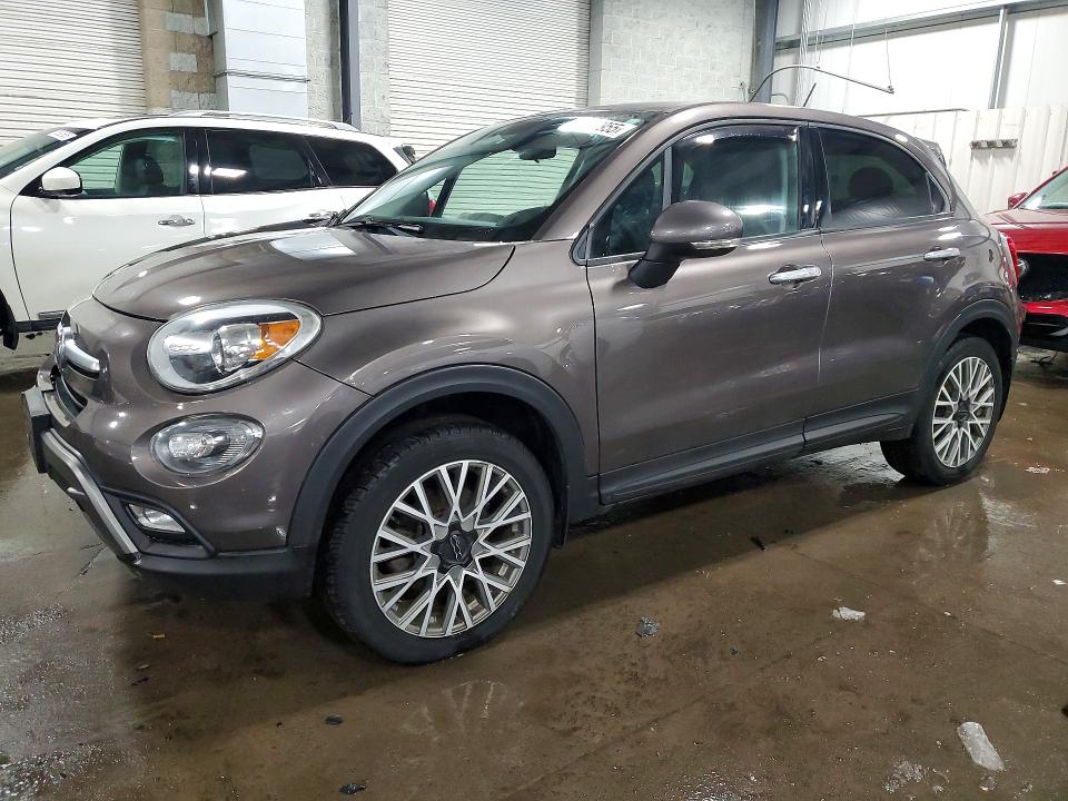 FIAT 500X TREKK 2016 with VIN ZFBCFYCT9GP370271 - Photo from auction