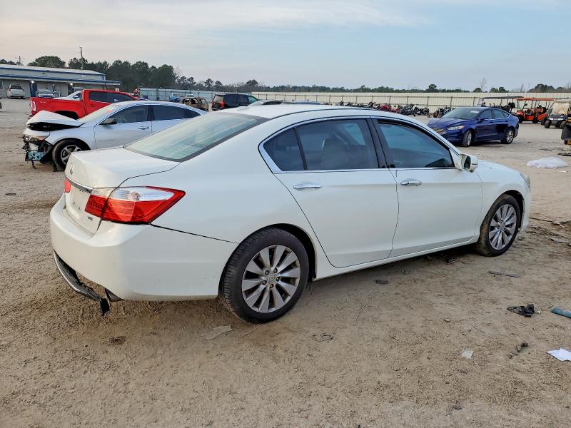 Photo 3 from auction – 2014 HONDA ACCORD EXL with VIN 1HGCR3F80EA038915