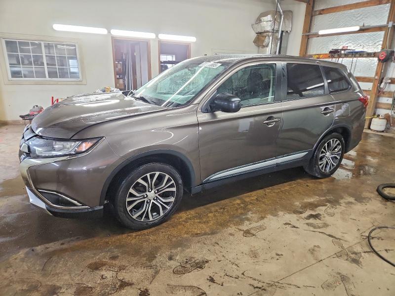 MITSUBISHI OUTLANDER 2018 with VIN JA4AD2A32JZ004345 - Photo from auction