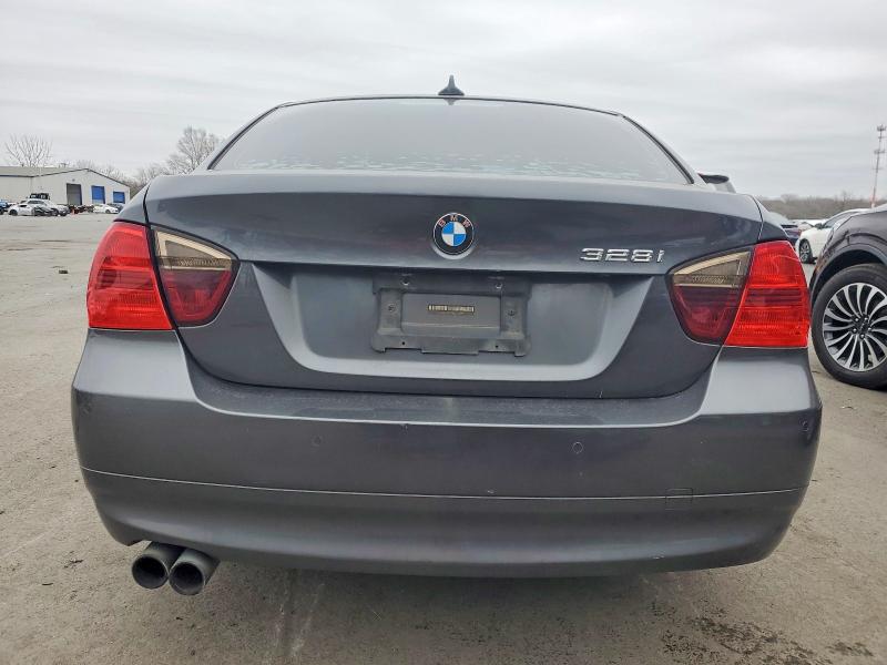 Photo 6 from auction – 2008 BMW 328 I with VIN WBAVA37518NL49735