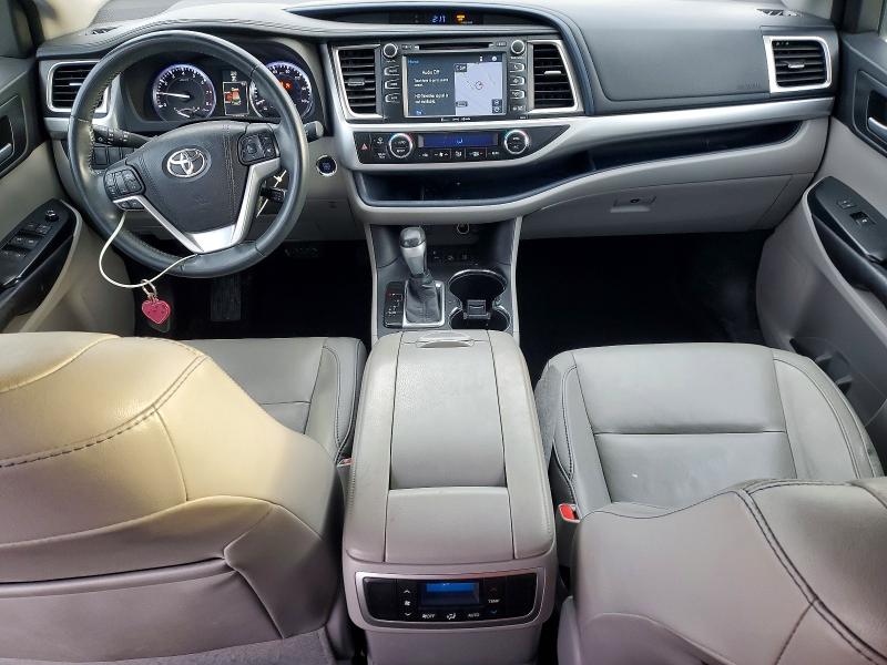 Photo 8 from auction – 2016 TOYOTA HIGHLANDER with VIN 5TDJKRFH7GS317006