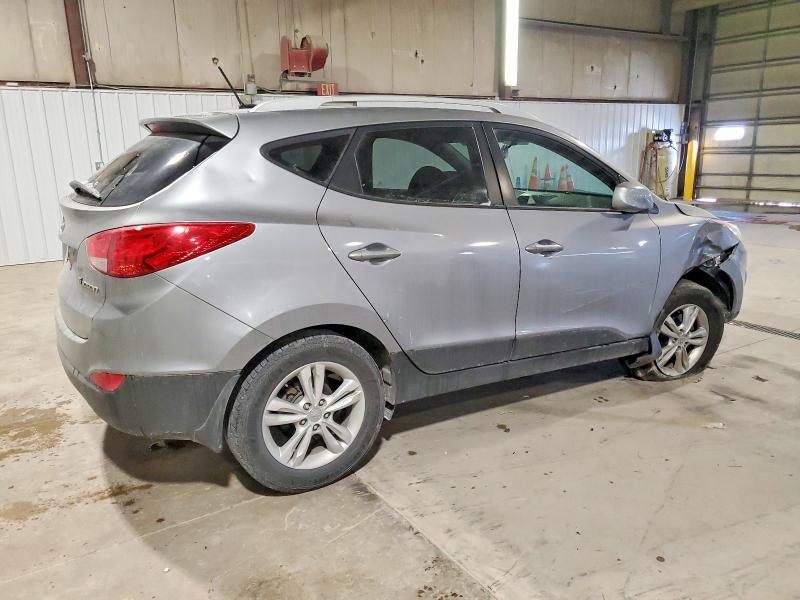 Photo 3 from auction – 2010 HYUNDAI TUCSON GLS with VIN KM8JU3AC3AU070892