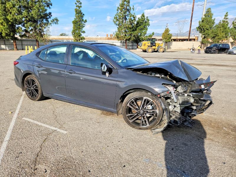 Zdjęcie 4 z aukcji – 2025 TOYOTA CAMRY z VIN 4T1DAACK4SU059402